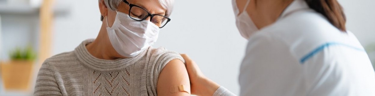 Bezpłatne szczepienia przeciw pneumokokom dla osób 65+