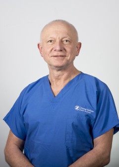 doktor nauk medycznych Klaudiusz Łuczak - specjalista chirurgii szczękowo-twarzowej, ordynator oddziału Chirurgii Szczękowo-Twarzowej