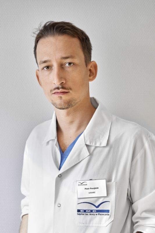 lekarz Piotr Porębski